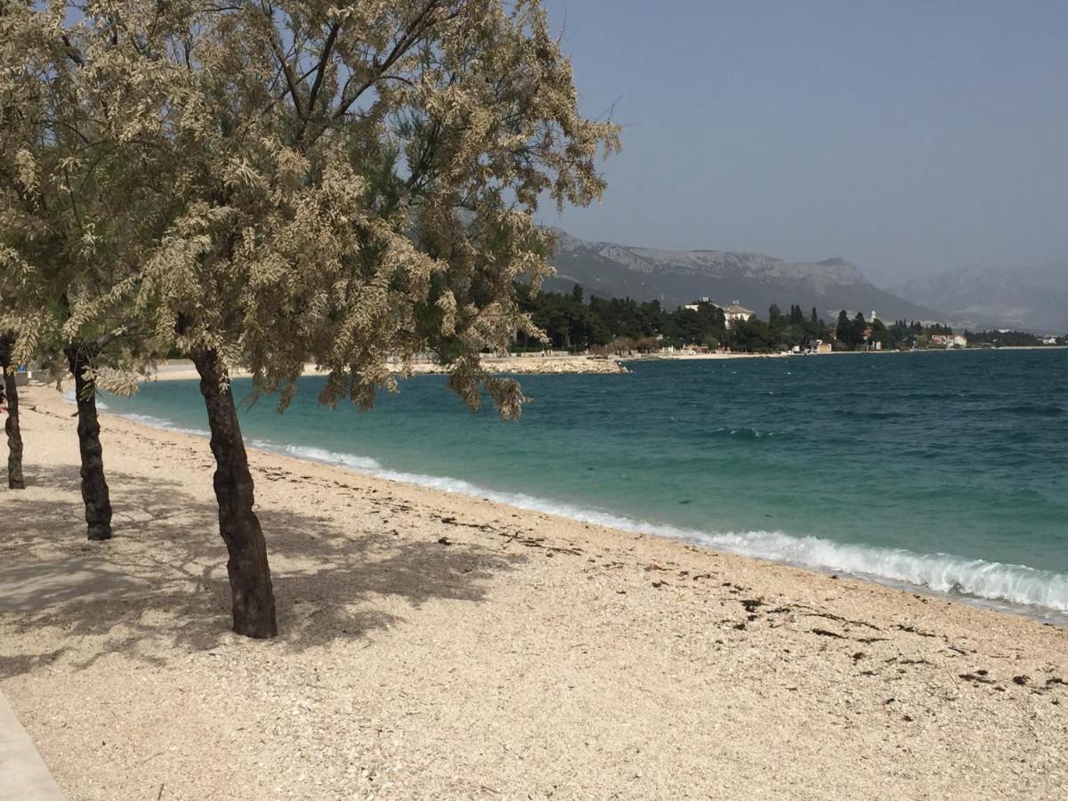 Guesthouse NINA Kaštel Novi Eksteriør billede
