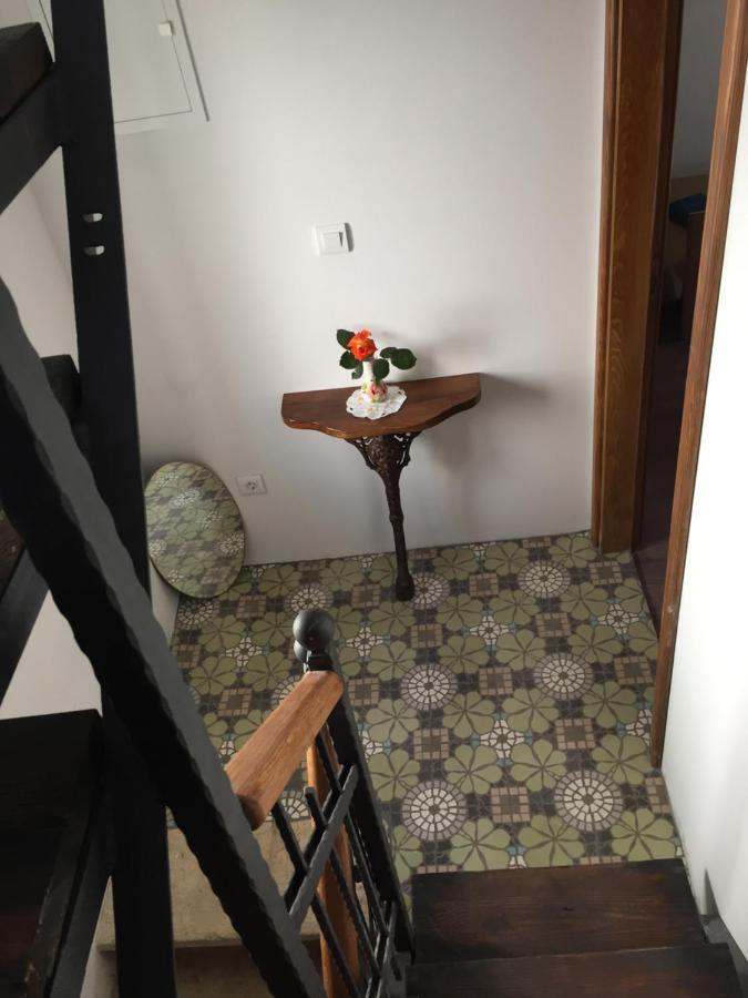 Guesthouse NINA Kaštel Novi Eksteriør billede