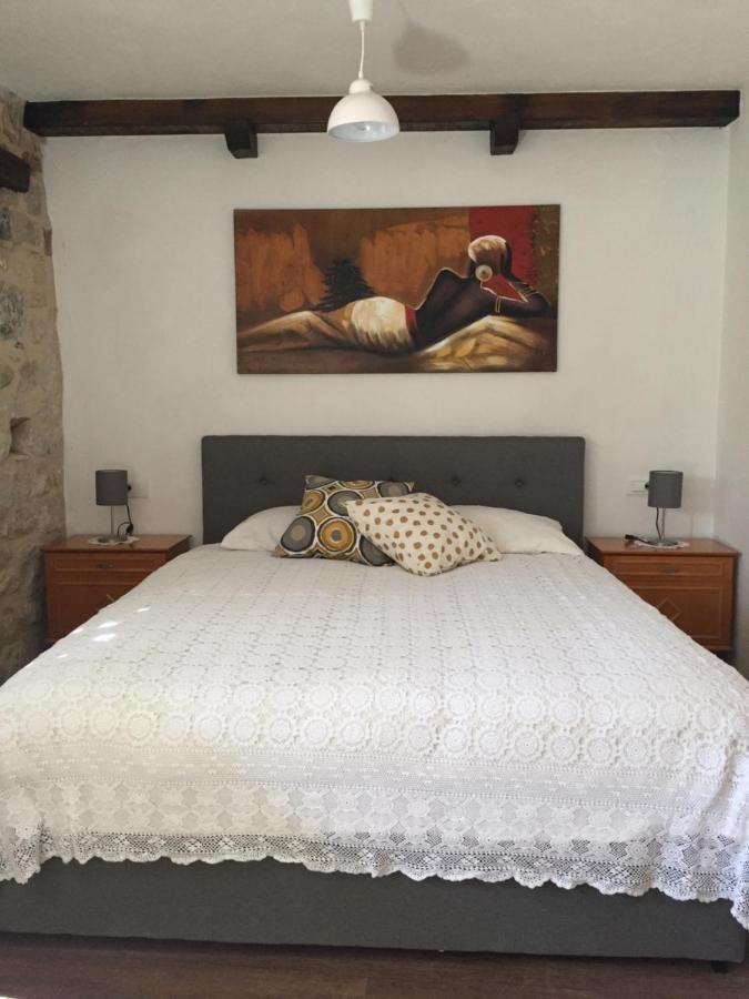 Guesthouse NINA Kaštel Novi Eksteriør billede
