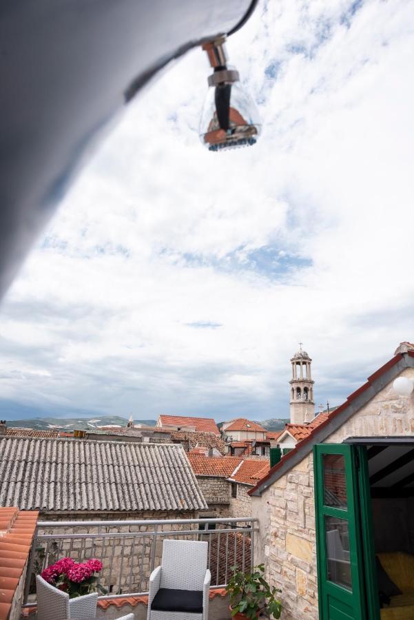 Guesthouse NINA Kaštel Novi Eksteriør billede